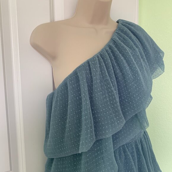 One-Shoulder Blue Ruffle Dress - Picture 6 of 15